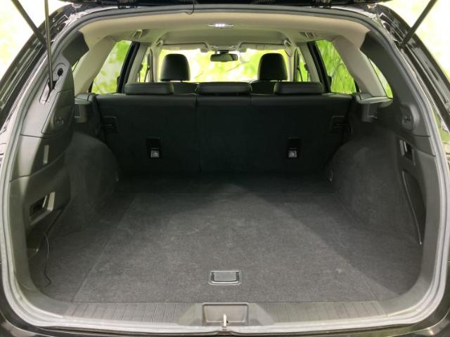 Subaru Legacy Outback 10