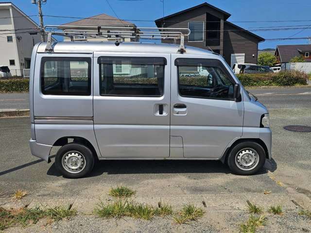 Nissan NV100 Clipper 11