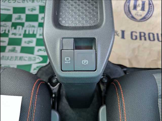Daihatsu Taft 8