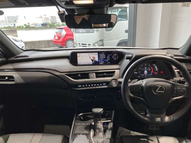 Lexus UX 2