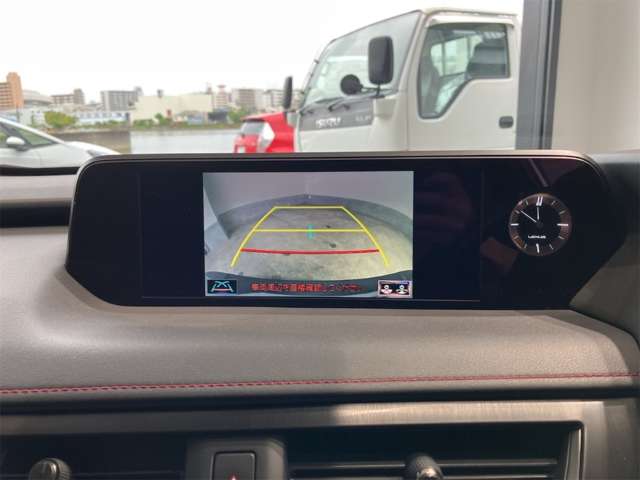 Lexus UX 4