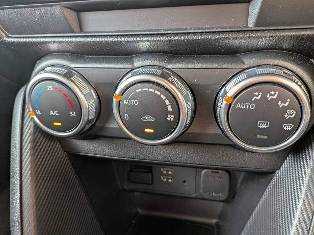 Mazda CX-3 10