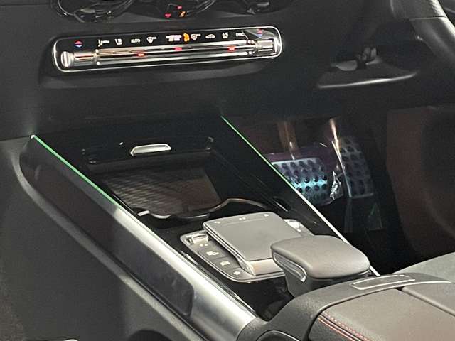 Mercedes-Benz GLB 7