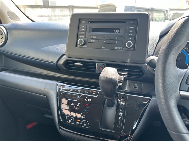 Mitsubishi eK X 4
