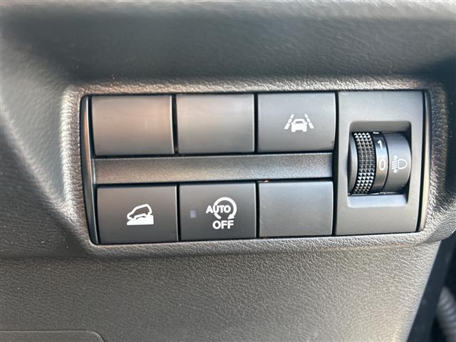 Mitsubishi eK X 8