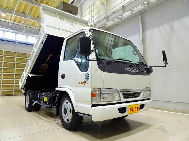 Isuzu Elf 12