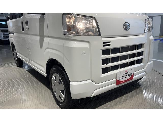 Daihatsu Hijet Deck Van 10
