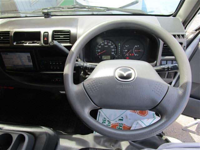 Mazda Bongo Truck 10