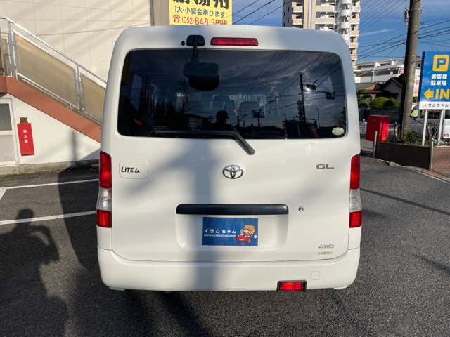 Toyota Light Ace Van 11