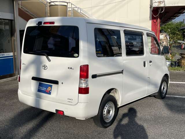 Toyota Light Ace Van 12