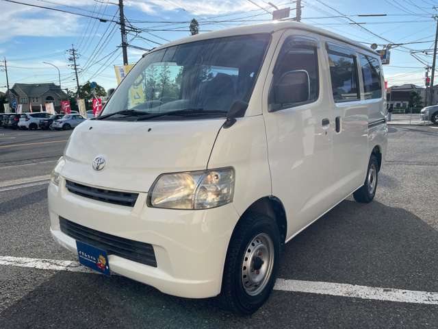 Toyota Light Ace Van 8