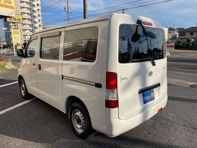 Toyota Light Ace Van 10