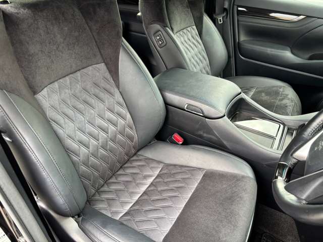 Toyota Vellfire 9