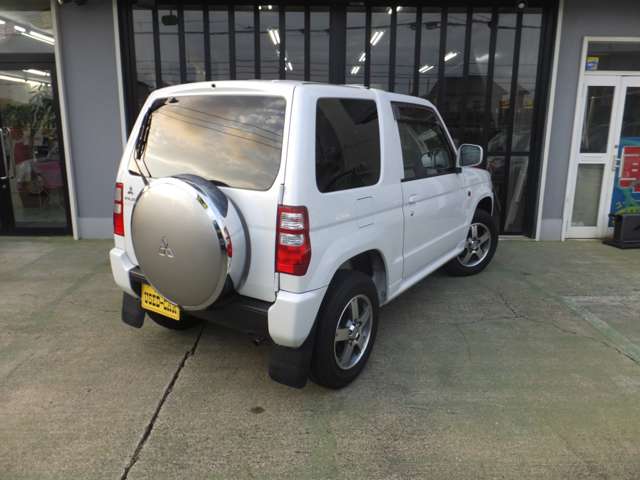 Mitsubishi Pajero Mini 8