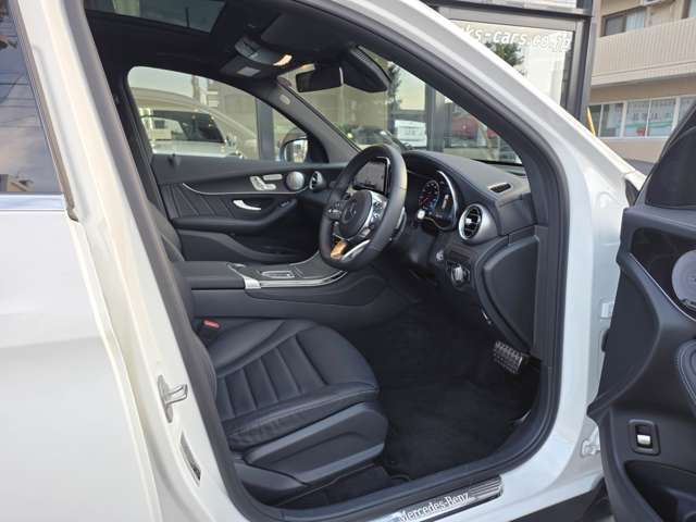 Mercedes-Benz GLC 9