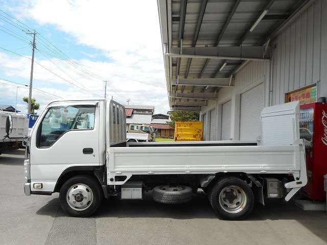 Isuzu Elf 6