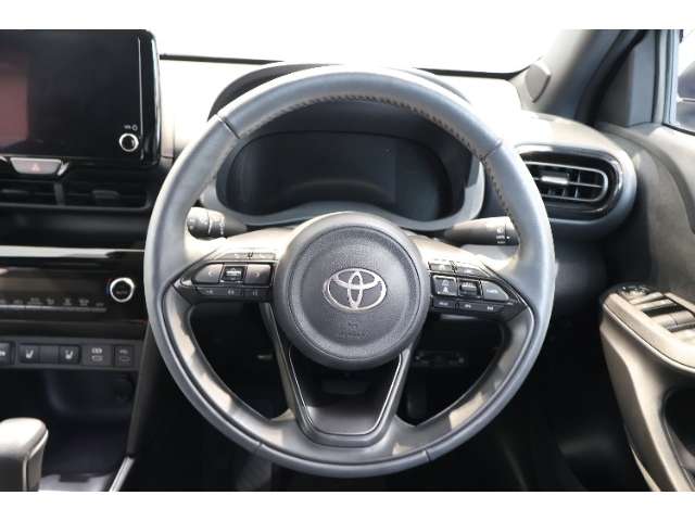Toyota Yaris Cross 4