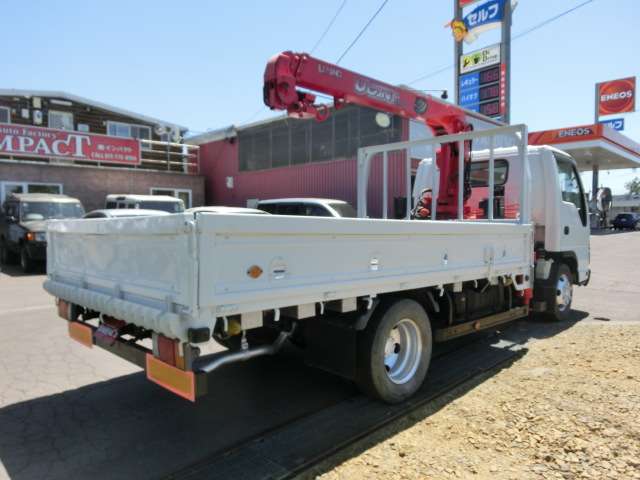 Isuzu Elf 7