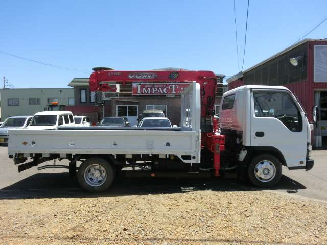 Isuzu Elf 8