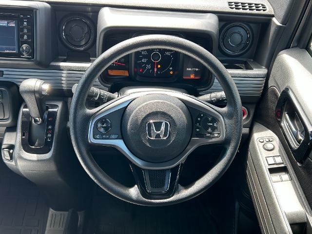 Honda N-VAN 8