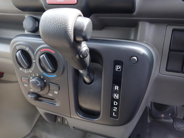 Suzuki Every 11