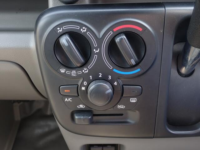 Suzuki Every 12