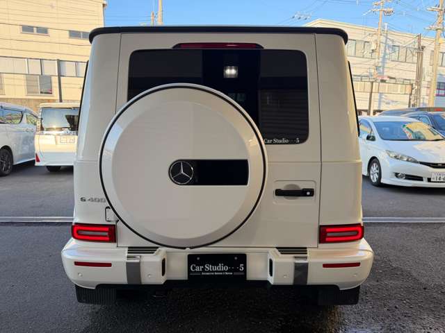 Mercedes-Benz G-Class 9