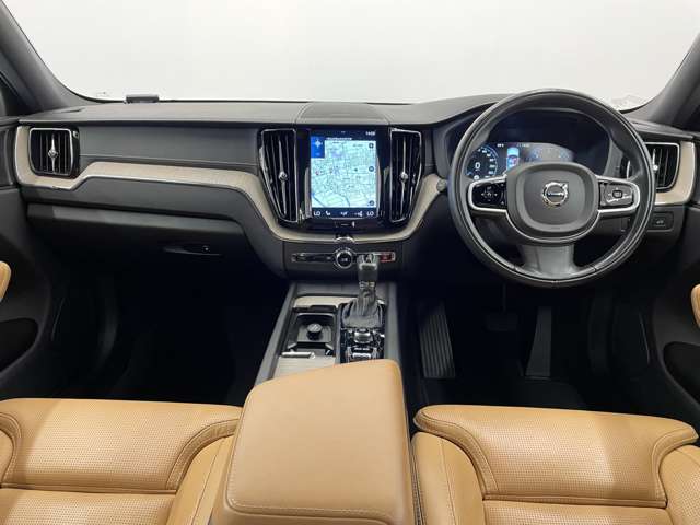 Volvo XC60 4