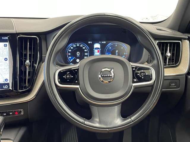 Volvo XC60 5