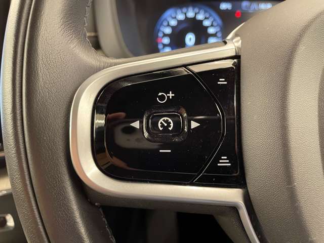 Volvo XC60 6