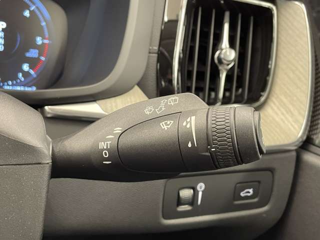 Volvo XC60 9