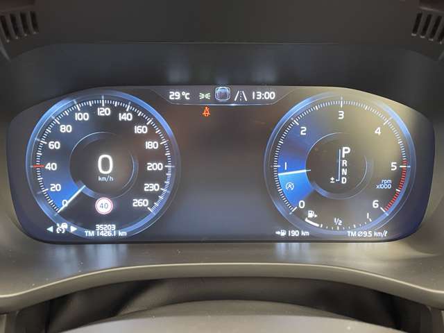Volvo XC60 10
