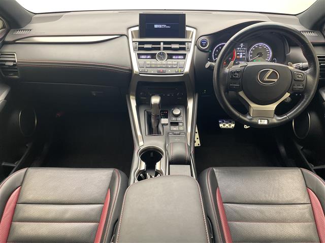 Lexus NX 3
