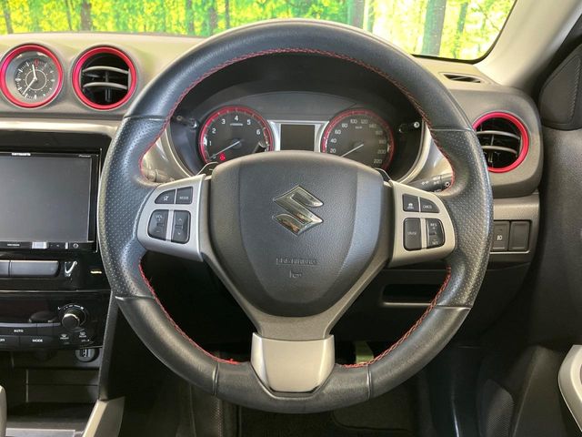 Suzuki Escudo 5