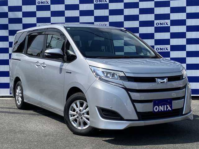 Toyota Noah 12