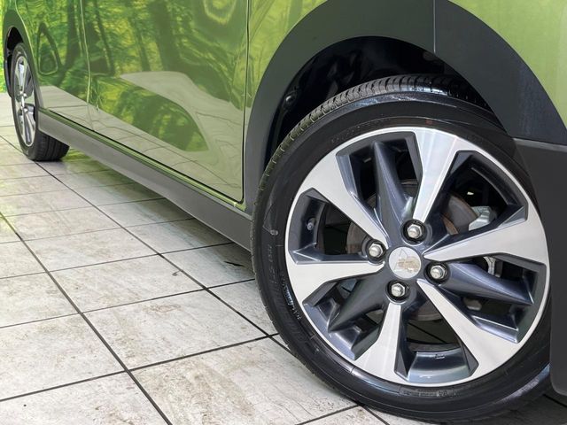Mitsubishi eK X 12