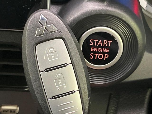 Mitsubishi eK X 7