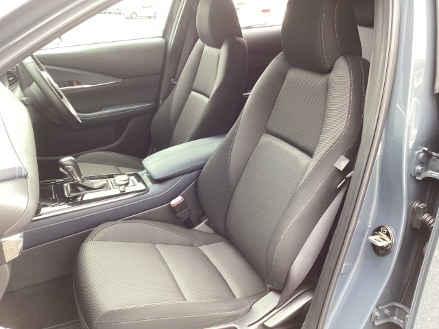 Mazda CX-30 9