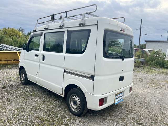 Nissan NV100 Clipper 3