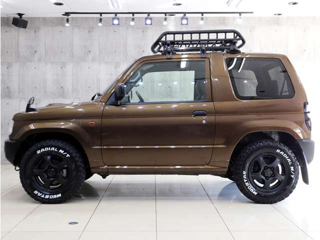 Mitsubishi Pajero Mini 11