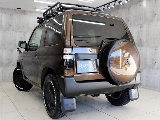 Mitsubishi Pajero Mini 8
