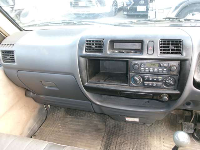 Mazda Bongo Truck 12