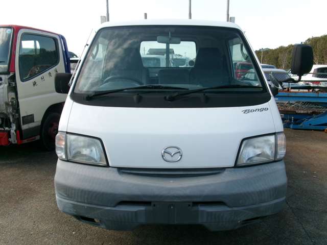 Mazda Bongo Truck 2