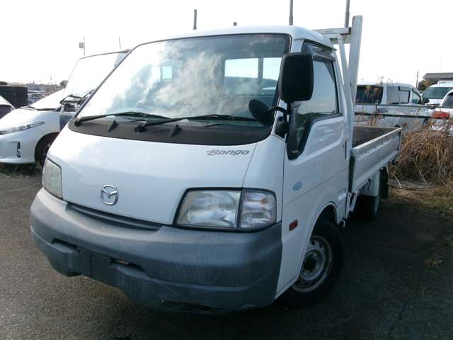 Mazda Bongo Truck 3