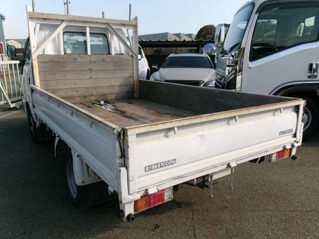 Mazda Bongo Truck 6