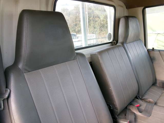 Mazda Bongo Truck 8