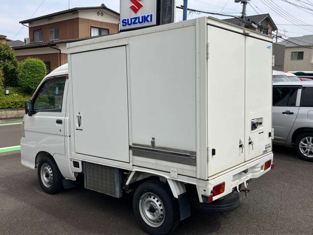 Daihatsu Hijet Truck 4
