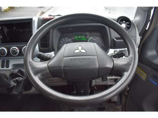 Mitsubishi Fuso Canter 5