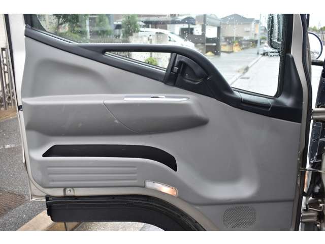 Mitsubishi Fuso Canter 10