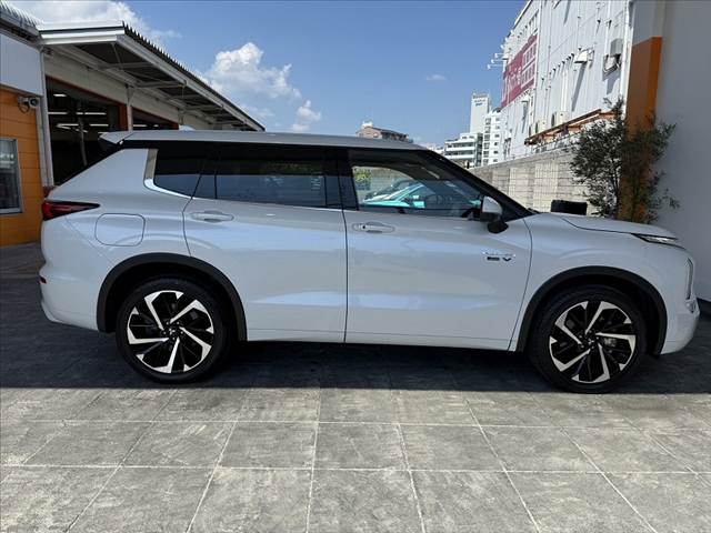 Mitsubishi Outlander 12